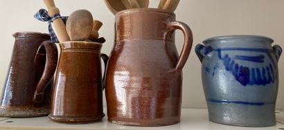 Petit ensemble de pots en grès ou céramique...