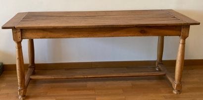 
Pedestal table in fruit wood, the quadrangular...