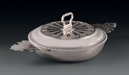 Covered silver bowl, the ears with cut out...