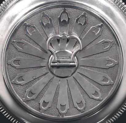 Covered silver bowl, the ears with cut out...