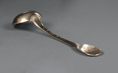 Cuillère à moutarde en vermeil, modèle uni-plat,...