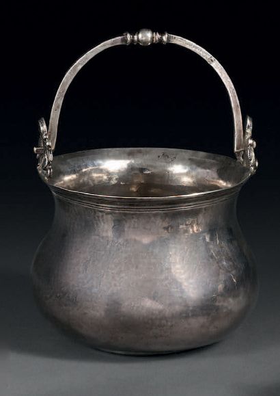 Silver cauldron, of baluster form, the mobile...