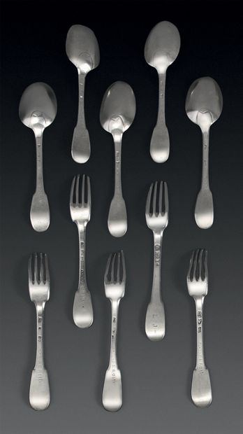 Four forks and five spoons in silver, uni-flat...