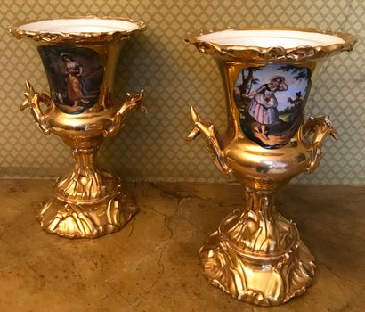 Pair of baluster vases in porcelain decorated...