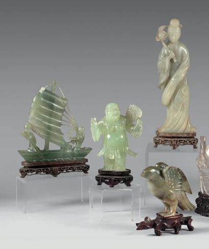 CHINE - XXe siècle.
Set including a nephrite...