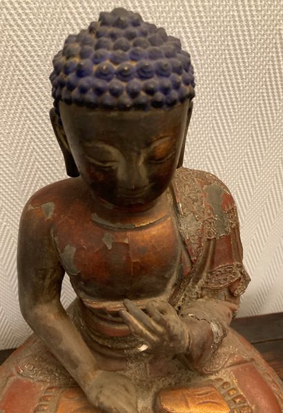 CHINE - XVIIe-XVIIIe siècles.
Wooden Buddha...
