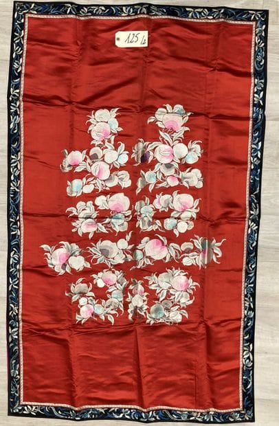 CHINE - XIXe siècle.
Two rectangular panels...