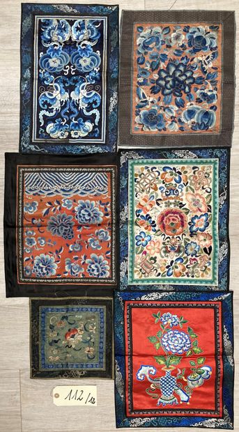 CHINE - XIXe siècle.
Set of twelve square...