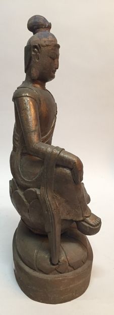 CHINE - XIXe siècle.
Statuette of Guanyin...