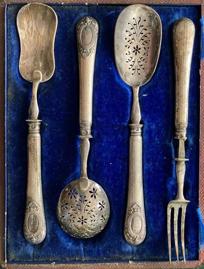 Silver candy set (950), including: two sprinklers,...