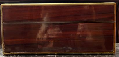 Mahogany travel case. Decorated with inlaid...