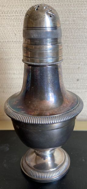Silver (950) baluster saupoudroir, decorated...