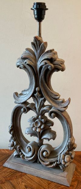 Pair of grey lacquered wood lamp bases decorated...