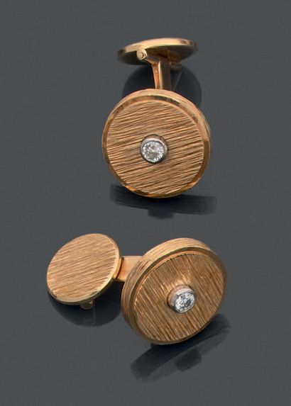 Paire de boutons de manchette en or jaune...