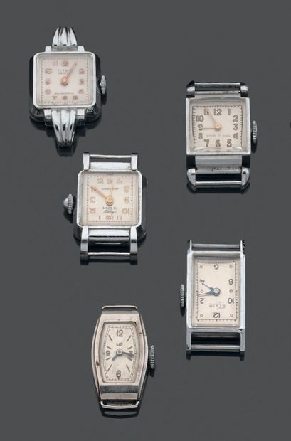 Cinq montres de dame en acier, de forme carrée,...