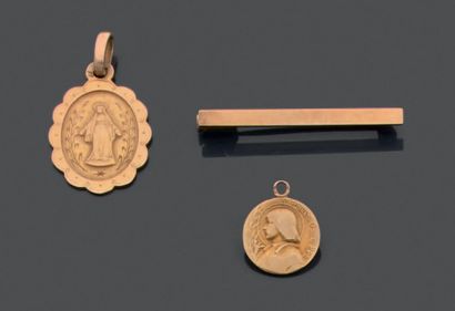 Ensemble en or jaune et or gris 18K (750),...