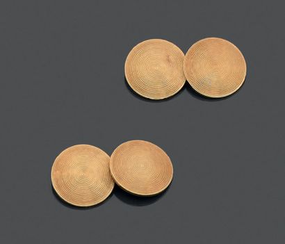 Pair of cufflinks in 18K (750) yellow gold,...
