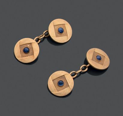 Pair of 18K (750) yellow gold cufflinks,...