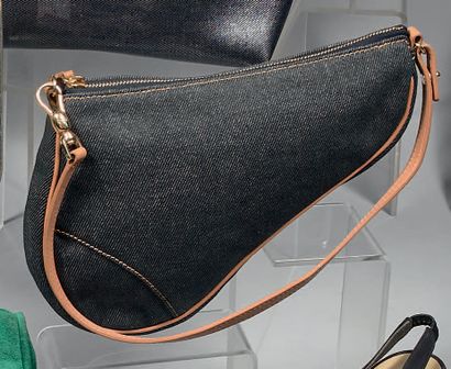 CHRISTIAN DIOR.
Sac à main, modèle 