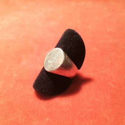 Bague chevalière en or jaune 9K (375), le...