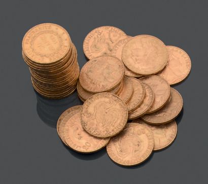 
FRANCE. Quarante-huit pièces de vingt francs...