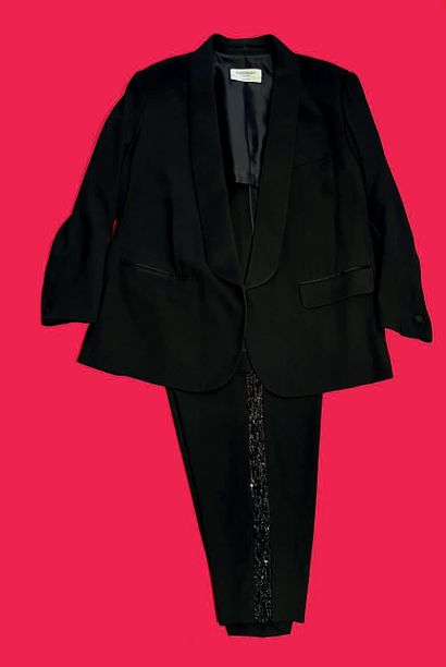 Yves Saint-Laurent
Rive Gauche. Tailleur...