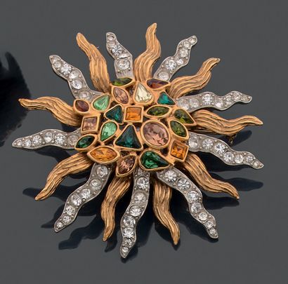 GOOSSENS.
Colored metal brooch in the shape...
