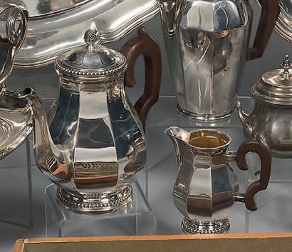 A silver (950) water pot and jug, the lid...