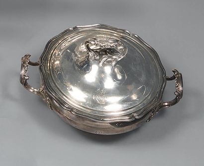 Silver vegetable dish (950), with contours,...