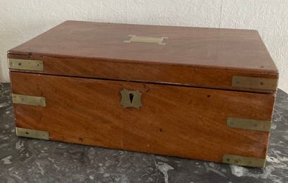 Mahogany travel writing case, the cartouche...