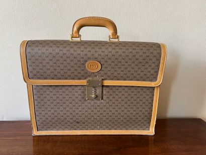 GUCCI. Satchel with gussets in monogrammed...