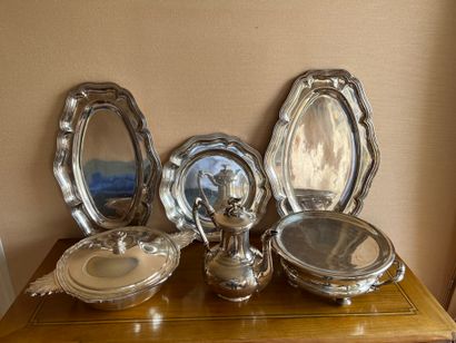 Set in silver plated metal: two oval dishes...