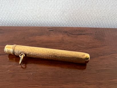 Porte-mine en or jaune 18k (750) à décor...