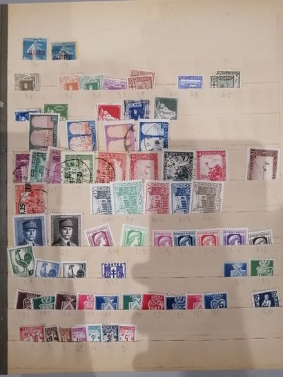 Album de timbres des Colonies et Territoires...