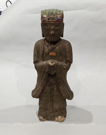 
CHINA - 19th century. Wooden statuette with...