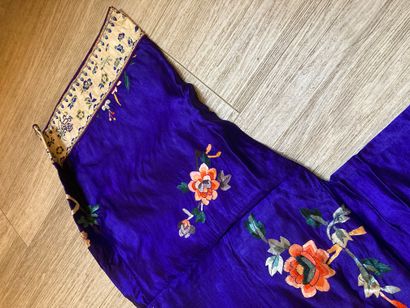 CHINE - Vers 1900.
Set of four women's jackets...