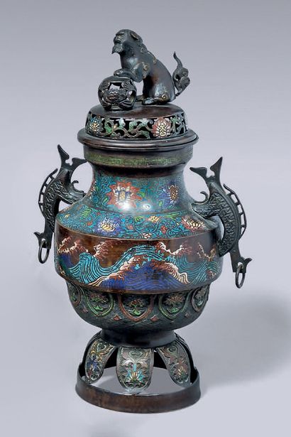 JAPON - Epoque MEIJI (1868-1912).
Large bronze...