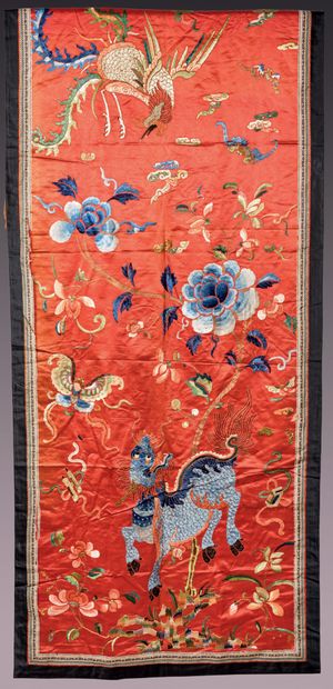 CHINE - Vers 1900.
Set of two large door...