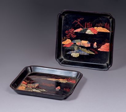 CHINE - XIXe siècle.
Two square cups in black...