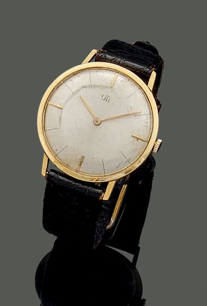 Men's watch in 18K (750) yellow gold, round...