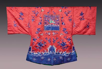 CHINE - XIXe siècle.
Set of two garments...