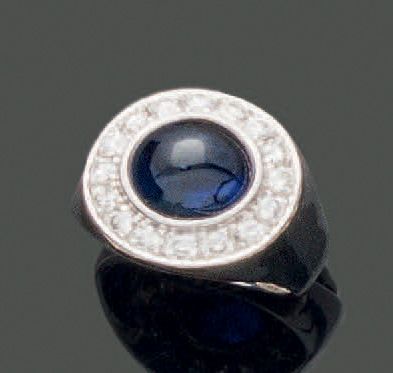 Ring in 18K (750) white gold, set with a...