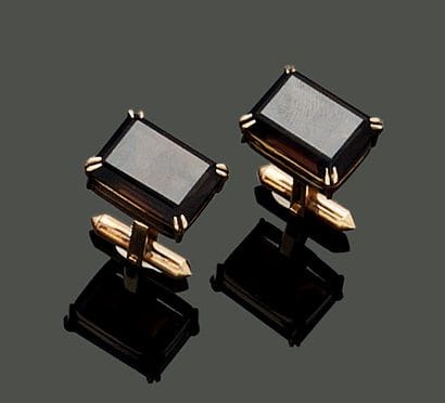 Pair of 9K yellow gold cufflinks (375), each...