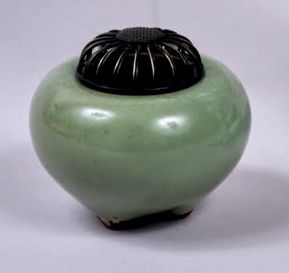 JAPON - Époque MEIJI (1868-1912).
Petit brûle...