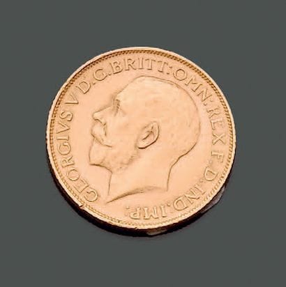 ENGLAND. Yellow gold coin : a George V sovereign,...