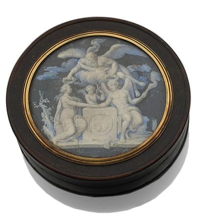 Round box in brown tortoiseshell decorated...