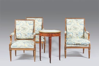 Shepherdess and pair of armchairs in natural...