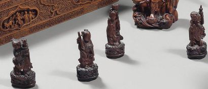 Ensemble de quatre statuettes d'immortels...