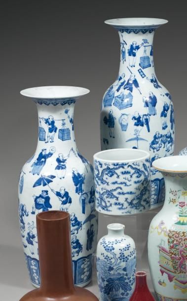 Chine
Paire de vases de forme balustre en...