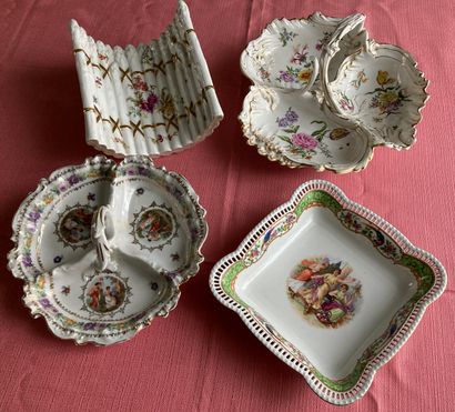 Set of shaped porcelain pieces with polychrome...